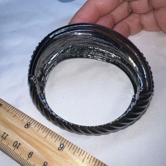 Vintage Gunmetal And Hematite Crystal MCM Hinged Cuff Bracelet - Picture 8 of 15